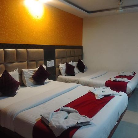 Hotel Sai Grand Residency Мумбаи Экстерьер фото