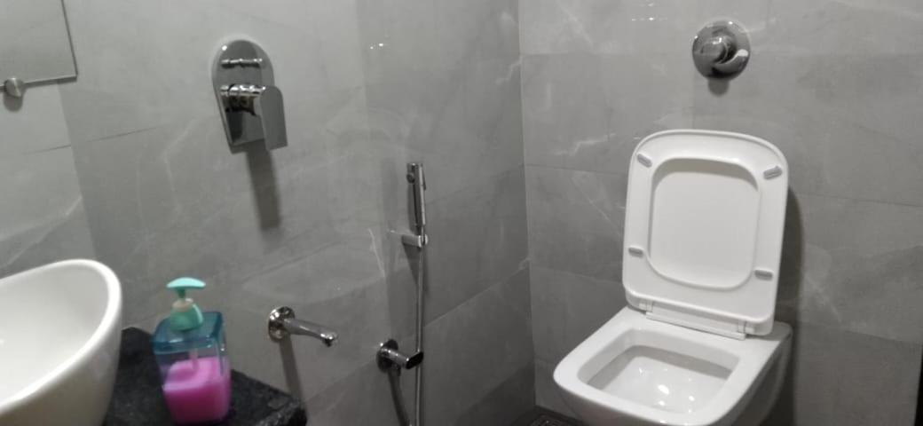 Hotel Sai Grand Residency Мумбаи Экстерьер фото